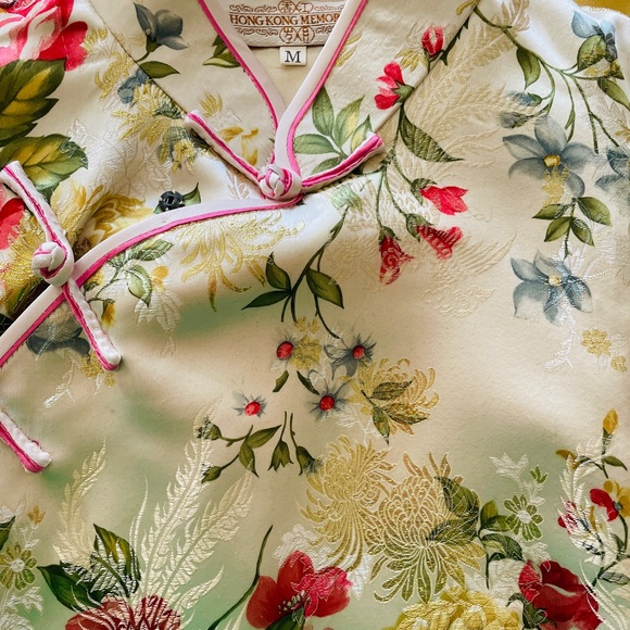 Classy Satin Kimono Dress/Hong Kong! - Picture 6 of 6